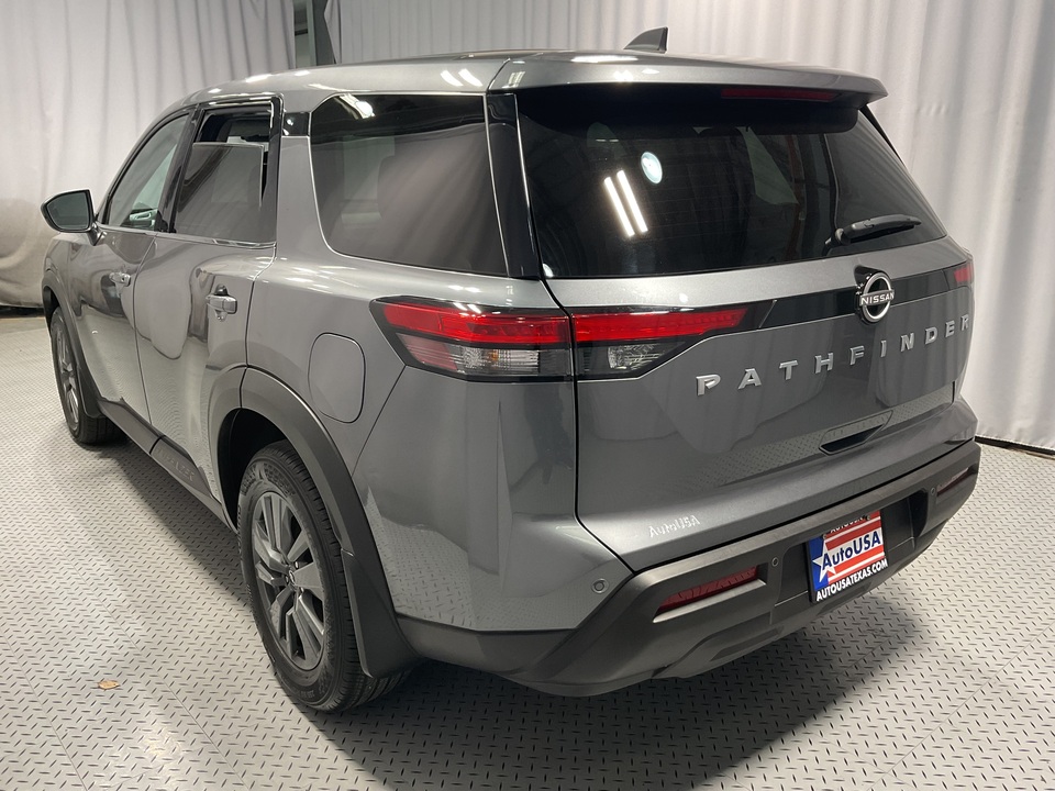 2024 Nissan Pathfinder S