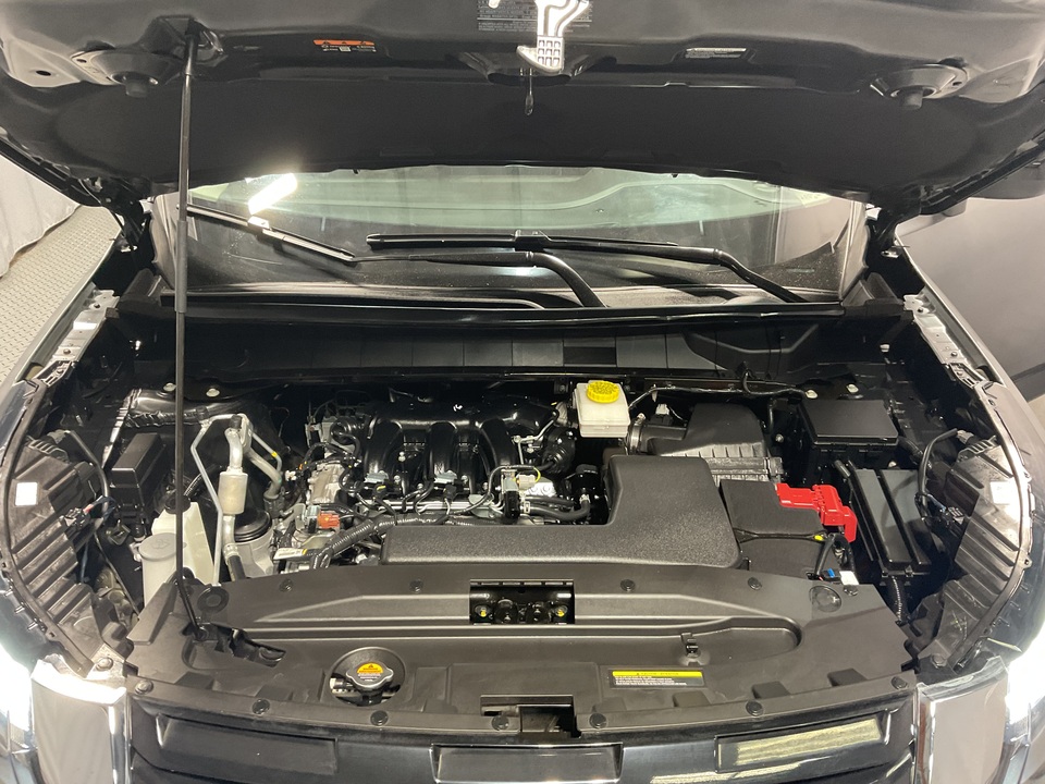2024 Nissan Pathfinder S