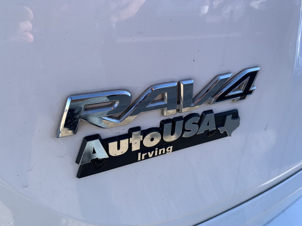 2016 Toyota RAV4 SE FWD