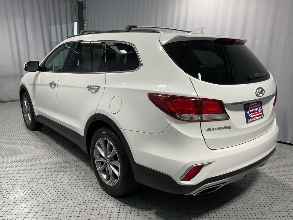 2018 Hyundai Santa Fe SE FWD  3 ROW