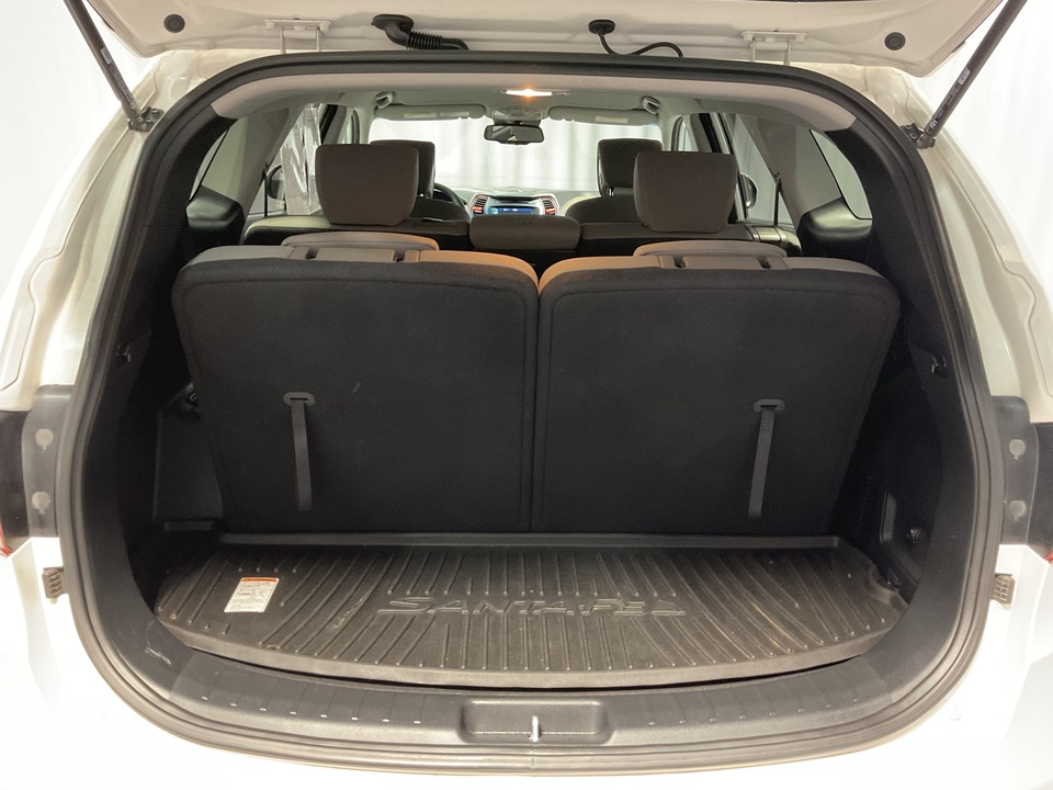 2018 Hyundai Santa Fe SE FWD 3 ROW