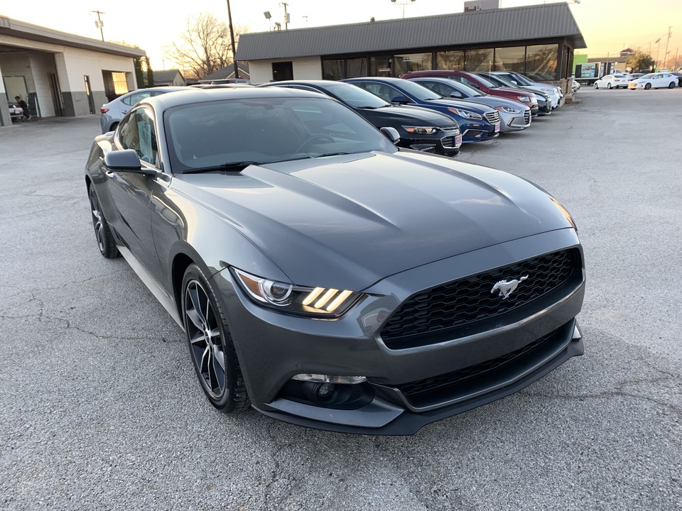 2017 Ford Mustang EcoBoost Coupe