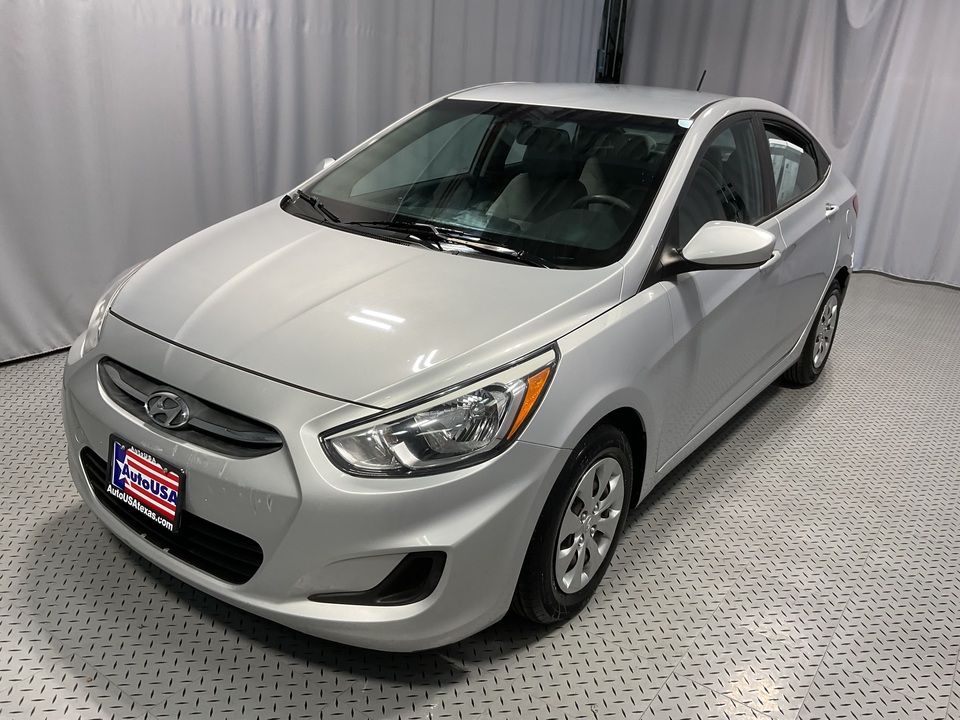 2017 Hyundai Accent SE 4-Door 6A