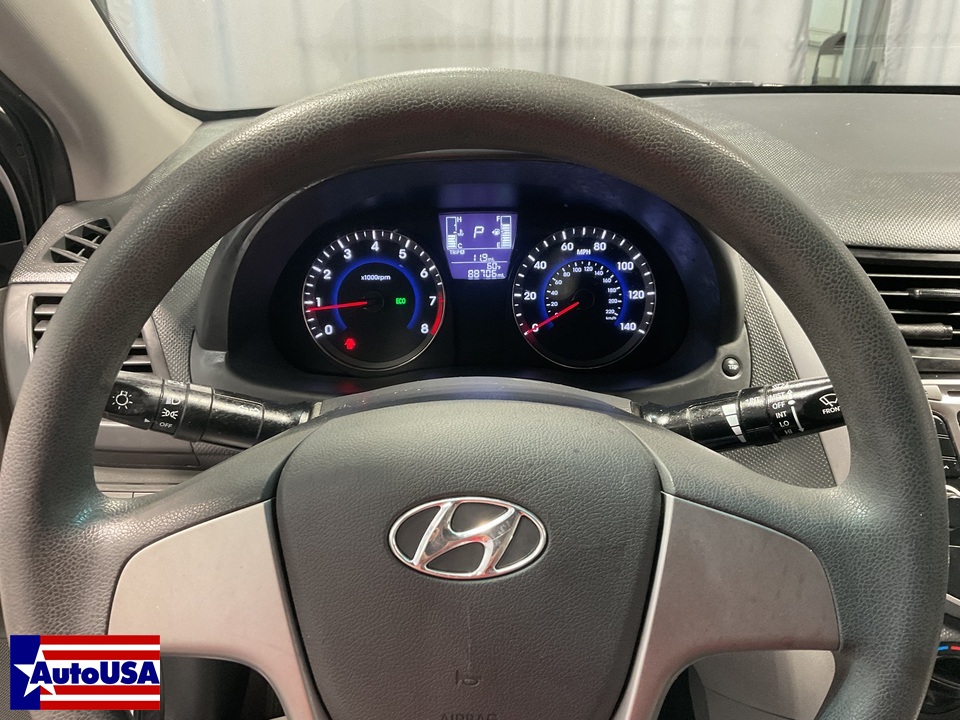 2017 Hyundai Accent SE 4-Door 6A