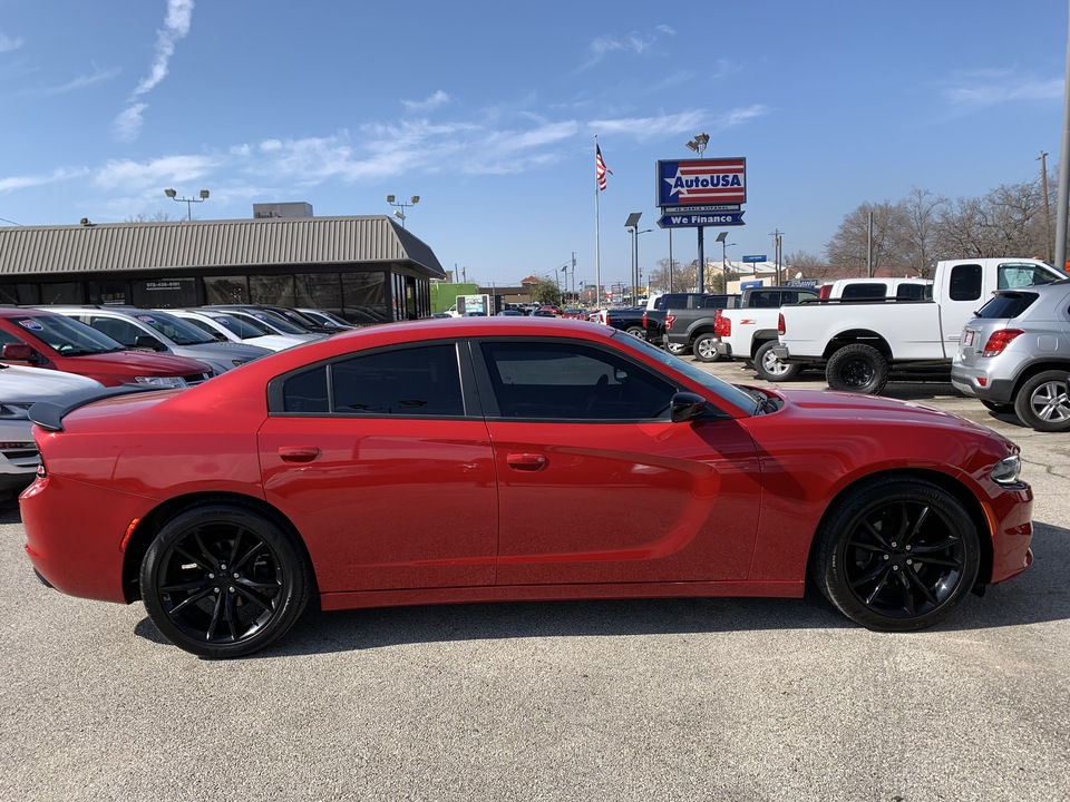 2016 Dodge Charger SE