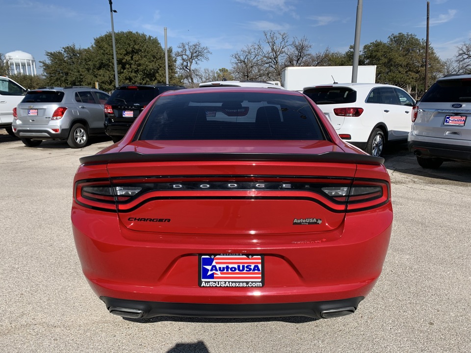 2016 Dodge Charger SE