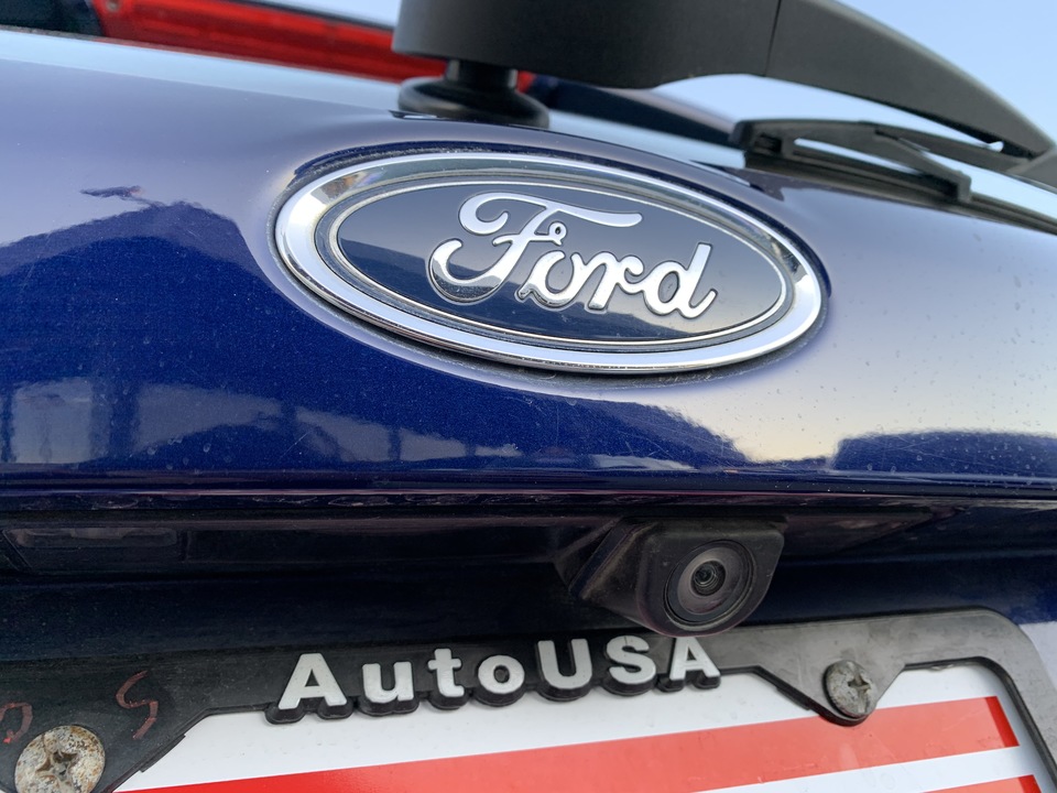 2016 Ford Focus Titanium Hatch