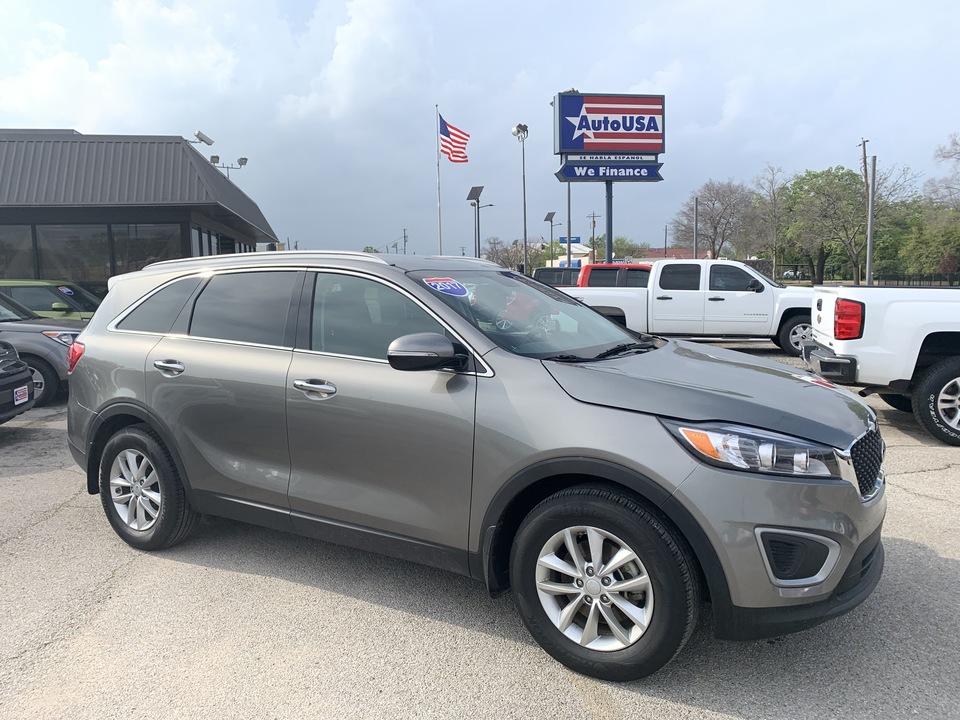 2017 Kia Sorento LX 2WD