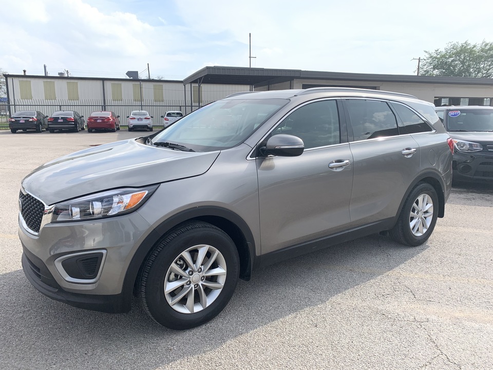 Used 2017 Kia Sorento in Irving, TX ( V330788 ) | AutoUSA