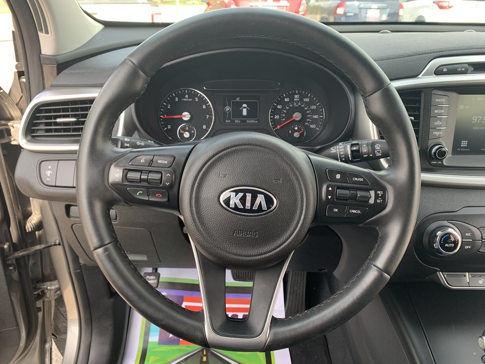 2017 Kia Sorento LX 2WD