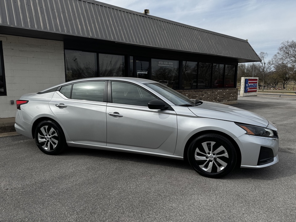 2024 Nissan Altima 2.5 S