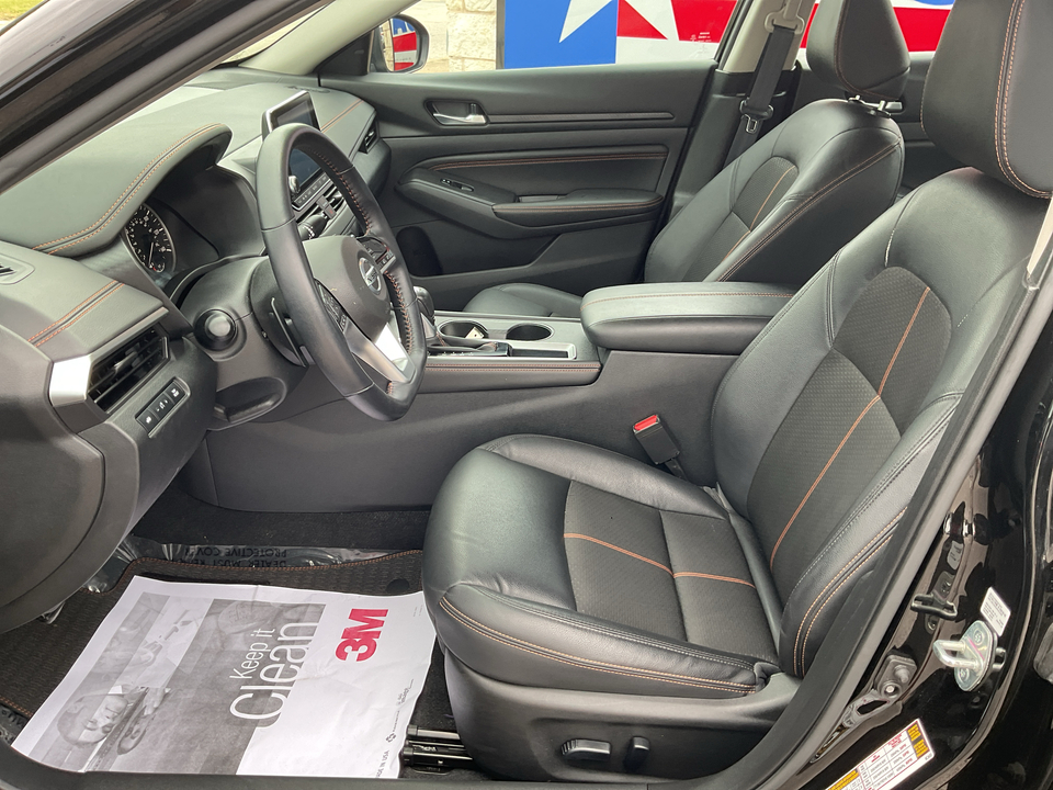 2021 Nissan Altima 2.5 SR