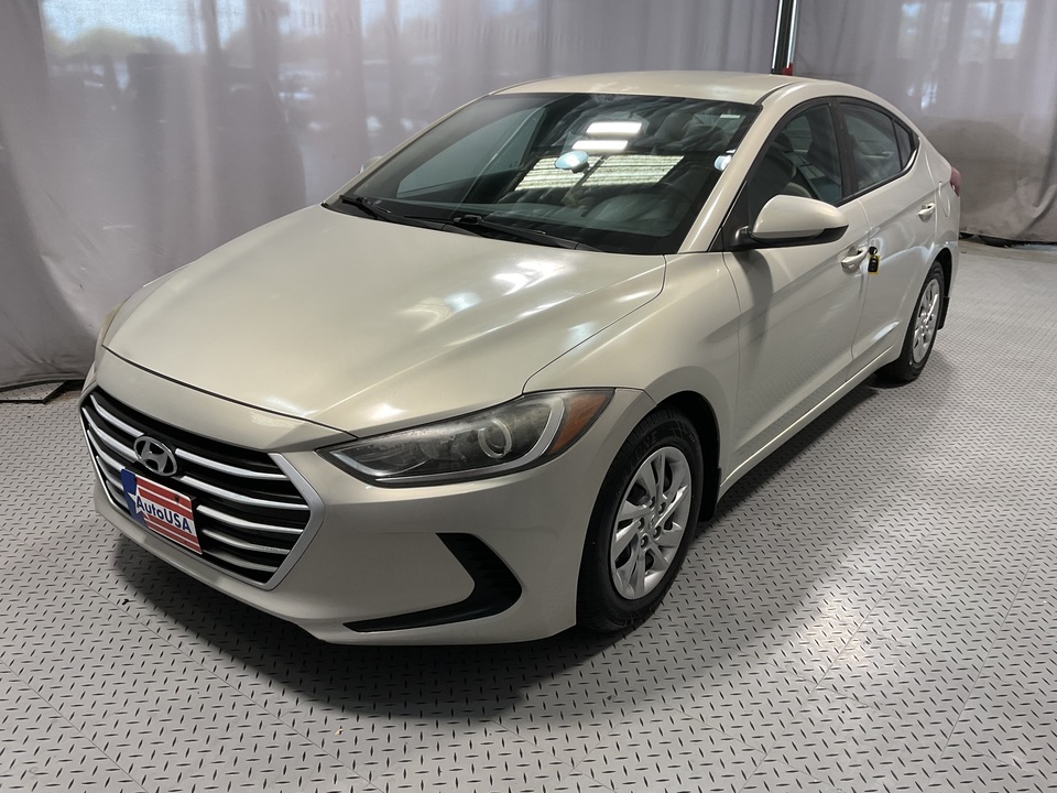 2017 Hyundai Elantra SE 6AT