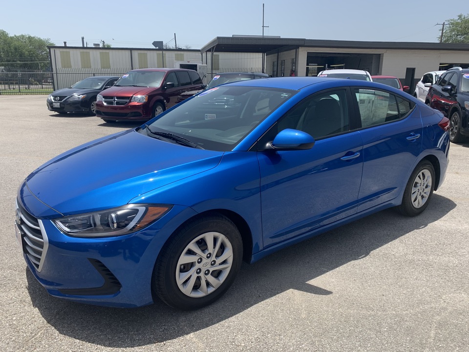 Used 2017 Hyundai Elantra SE 6AT for Sale - Auto USA