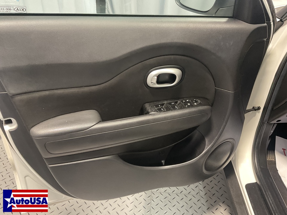 2016 Kia Soul Base 6A