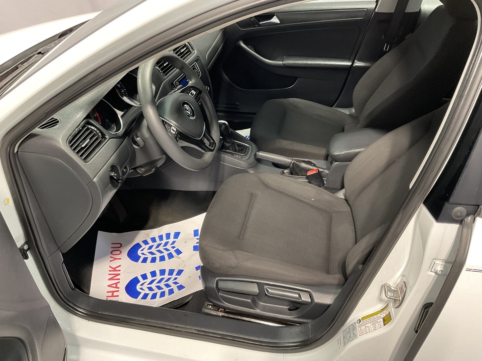 2016 Volkswagen Jetta 1.4T S 6A