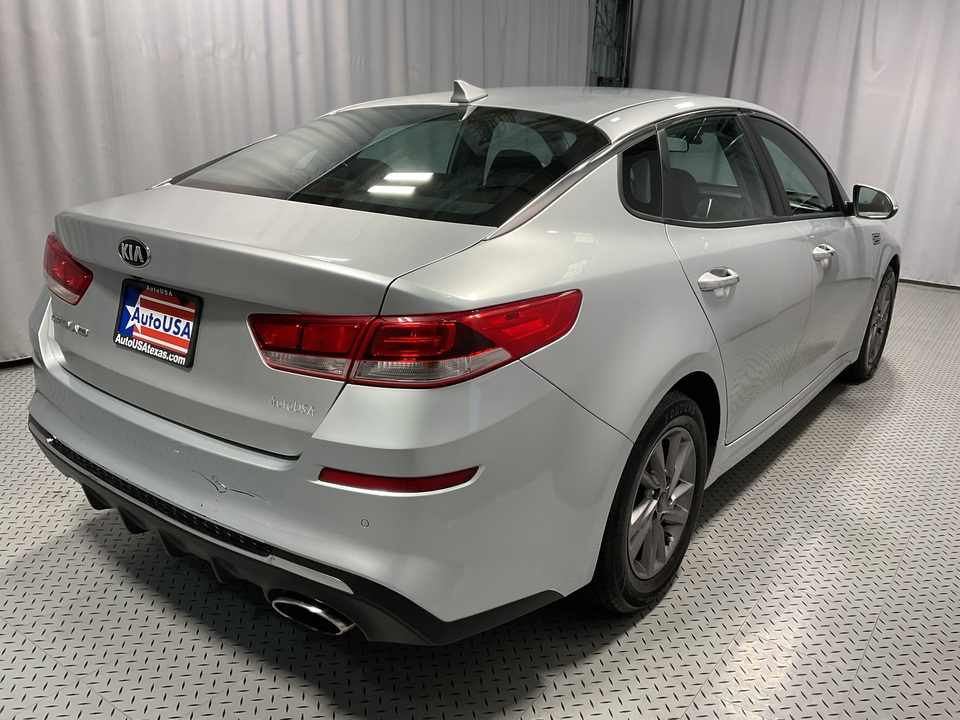 2020 Kia Optima LX