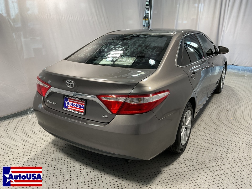 2017 Toyota Camry LE