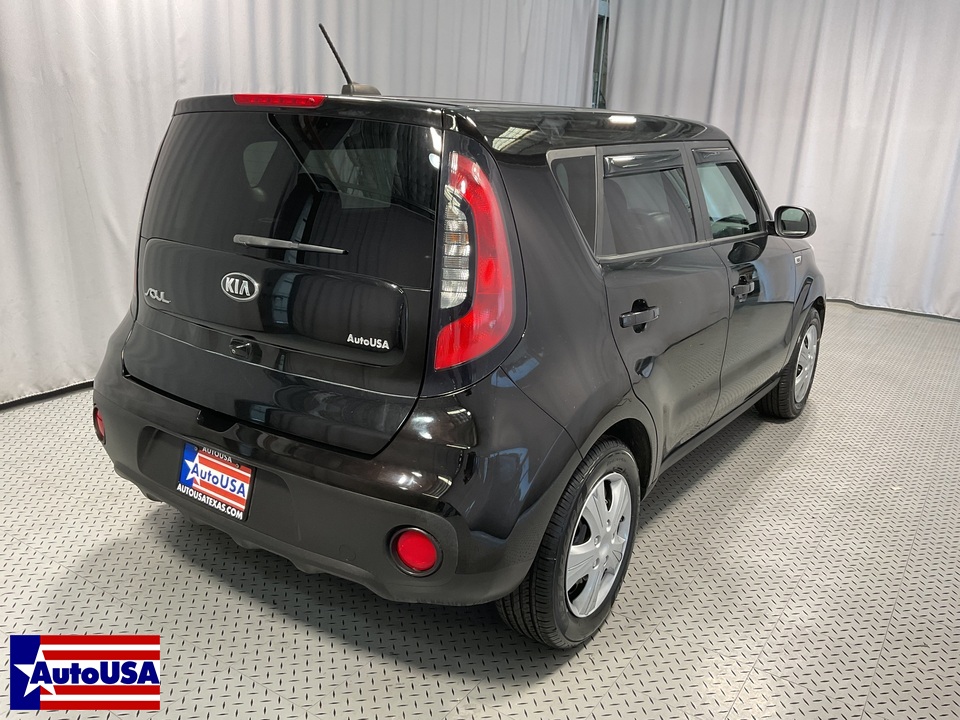 2017 Kia Soul Base 6A