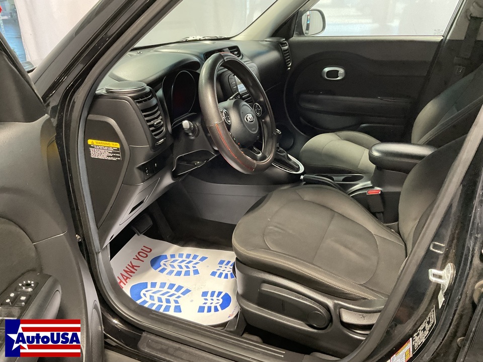 2017 Kia Soul Base 6A