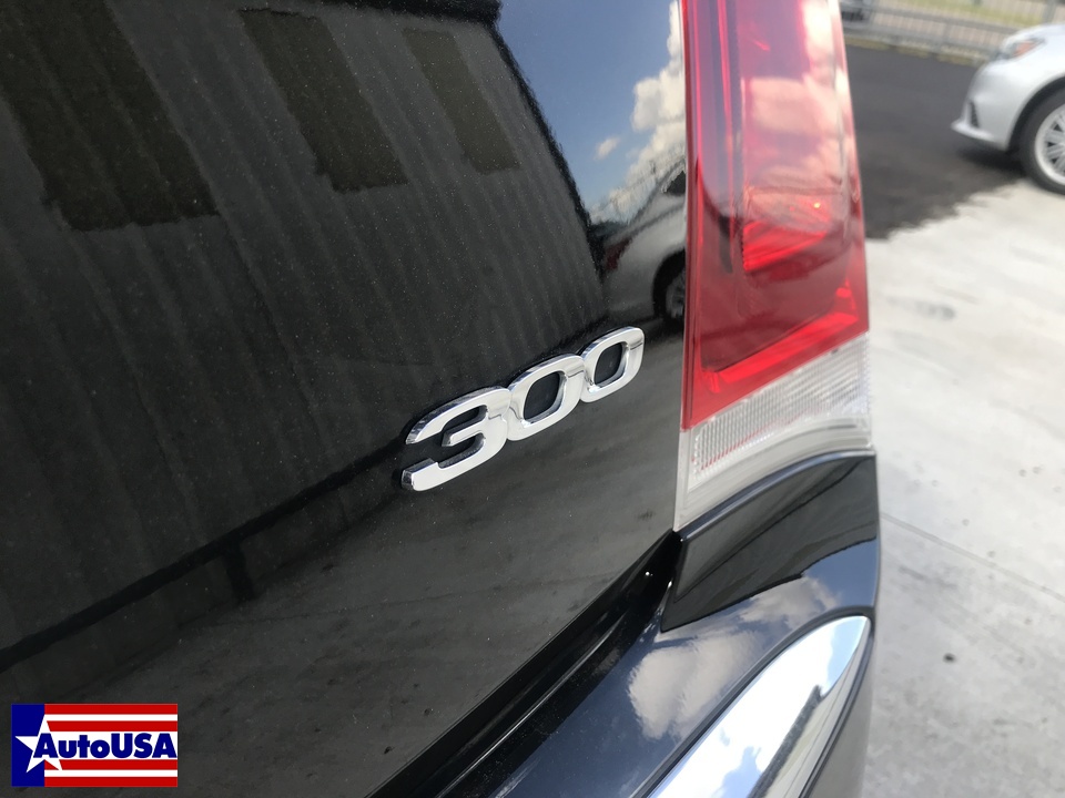 2019 Chrysler 300 Limited RWD