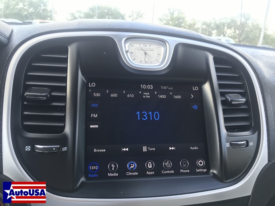 2019 Chrysler 300 Limited RWD