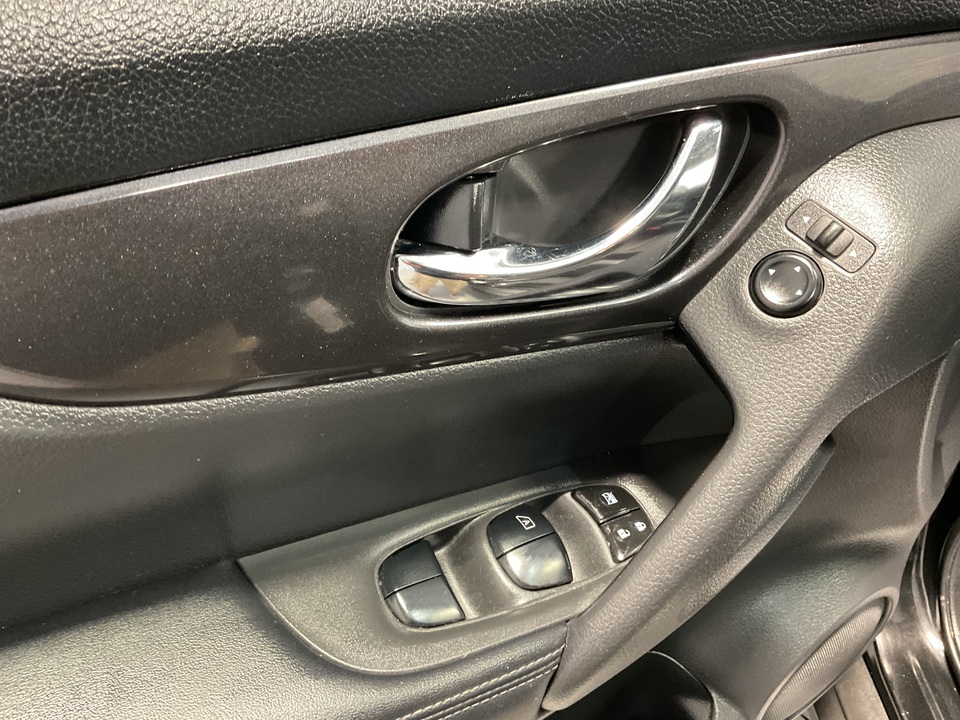 2020 Nissan Rogue SV 2WD