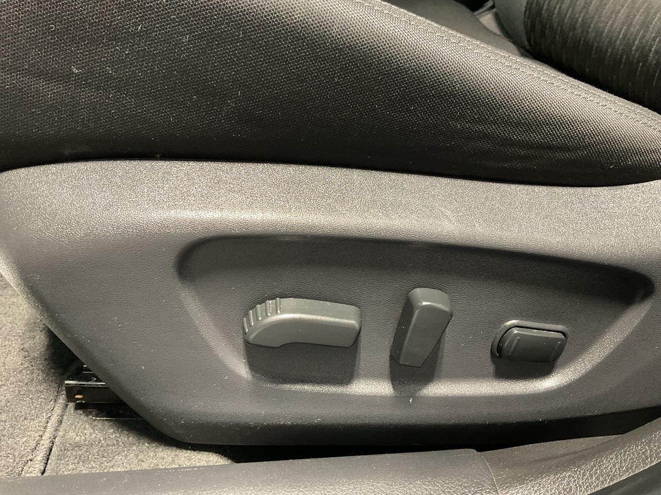 2020 Nissan Rogue SV 2WD