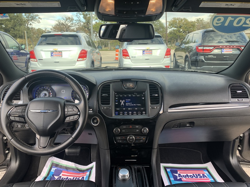 2019 Chrysler 300 S V6 RWD