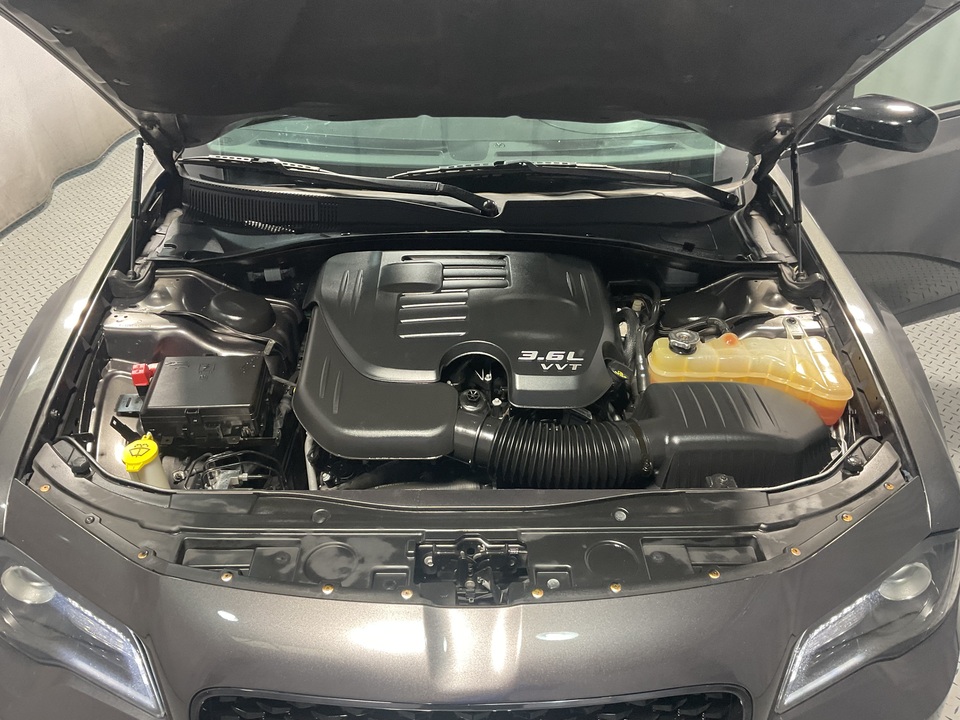 2019 Chrysler 300 Touring