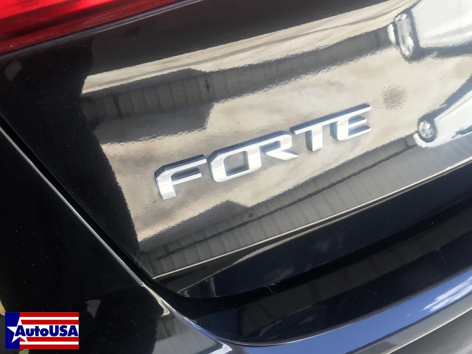 2016 Kia Forte LX w/Popular Package