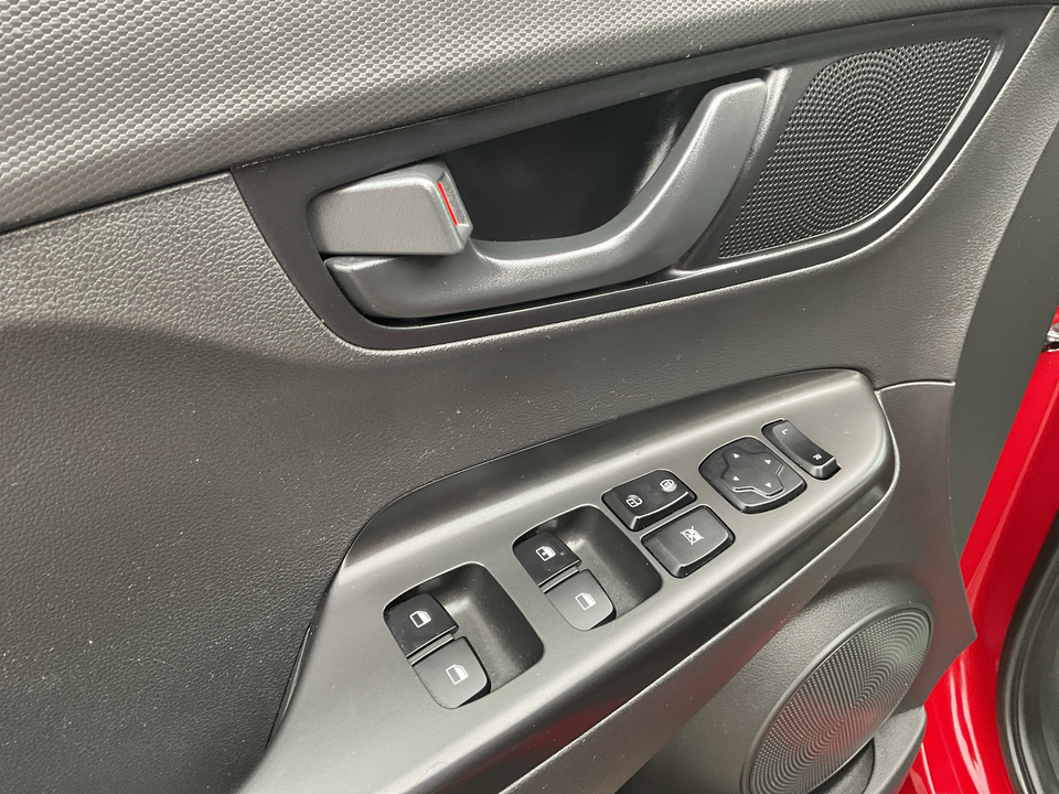 2021 Hyundai Kona SE