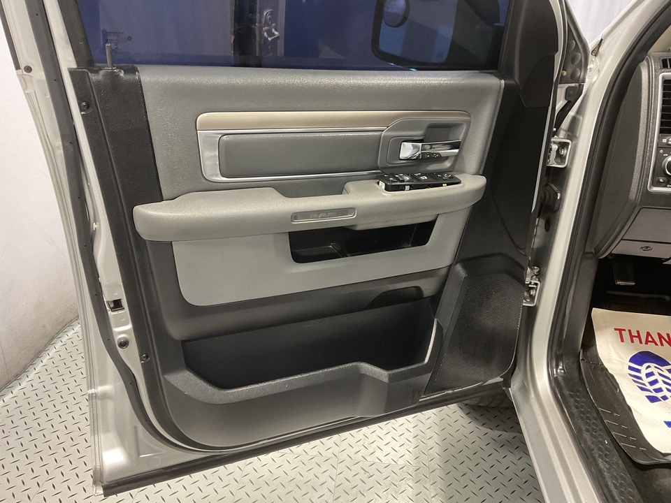 2017 Ram 1500 LoneStar Crew Cab SWB 2WD