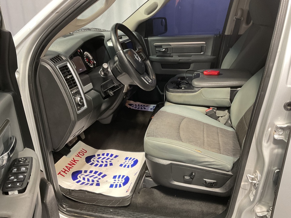 2017 Ram 1500 LoneStar Crew Cab SWB 2WD