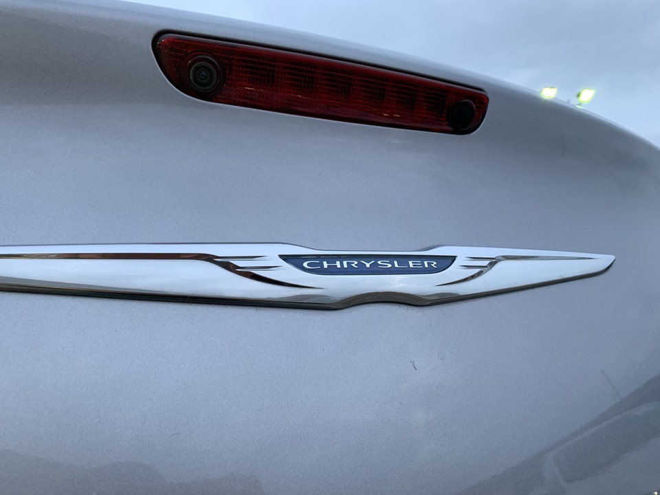 2017 Chrysler 300 C RWD