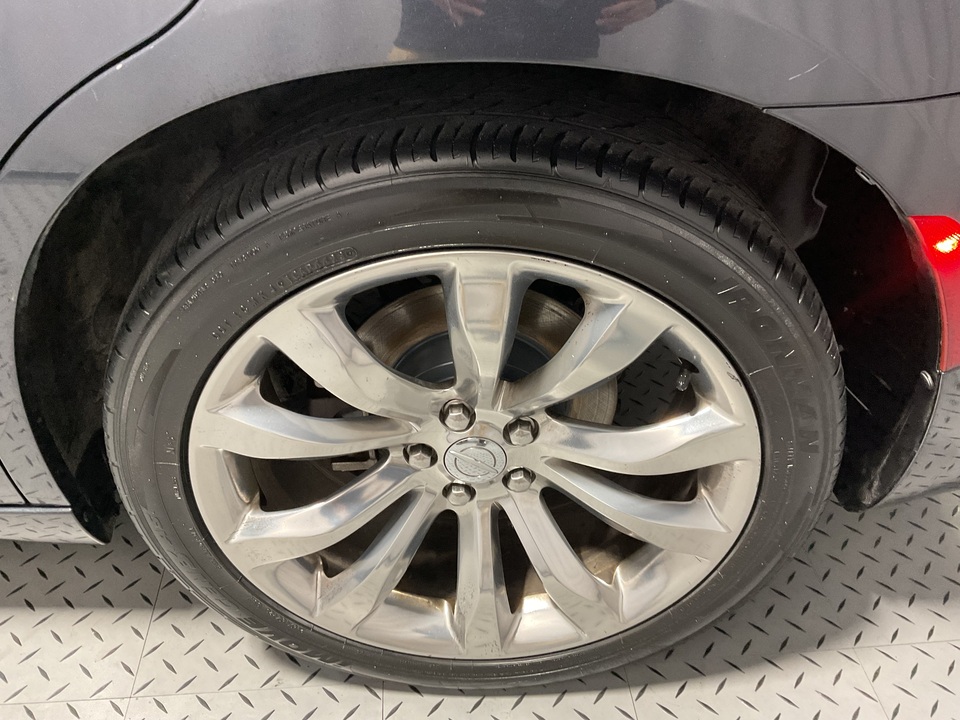 2019 Chrysler 300 Touring