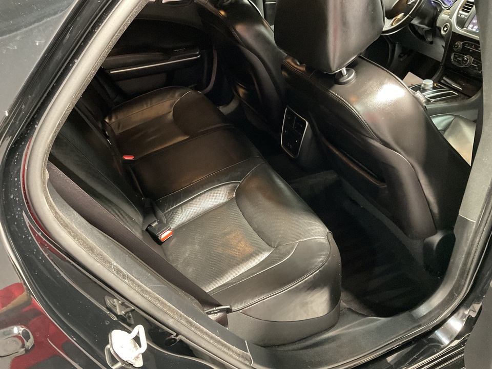 2019 Chrysler 300 Limited RWD