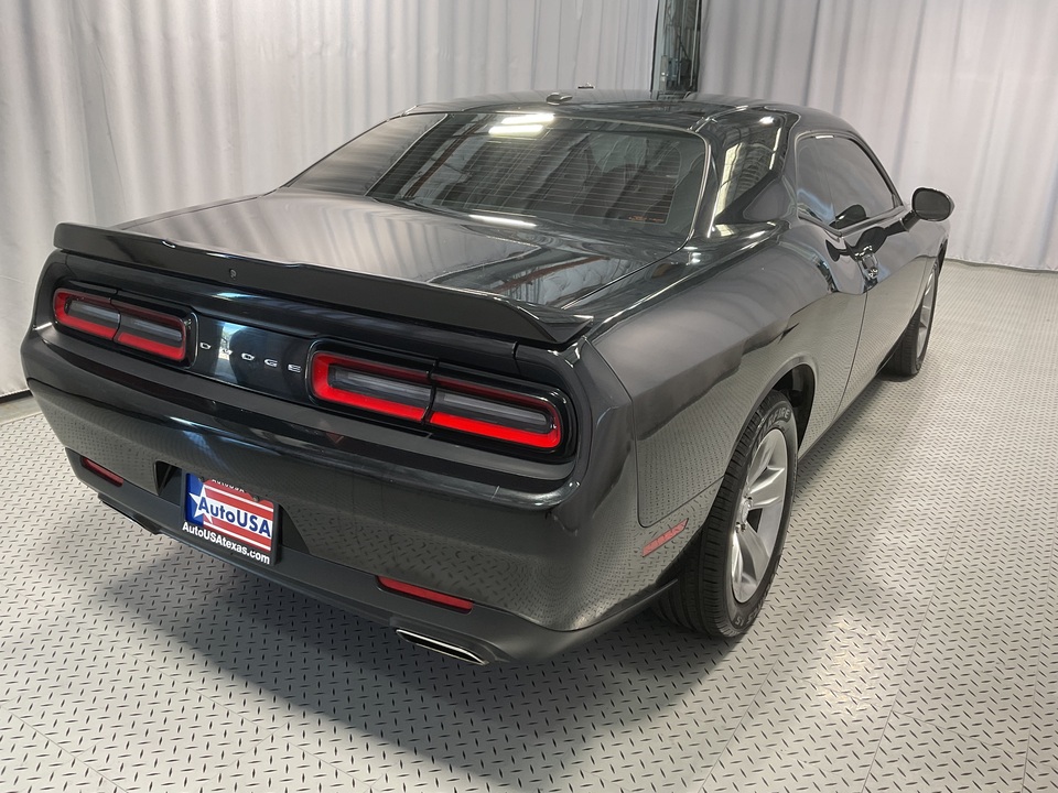 2019 Dodge Challenger SXT