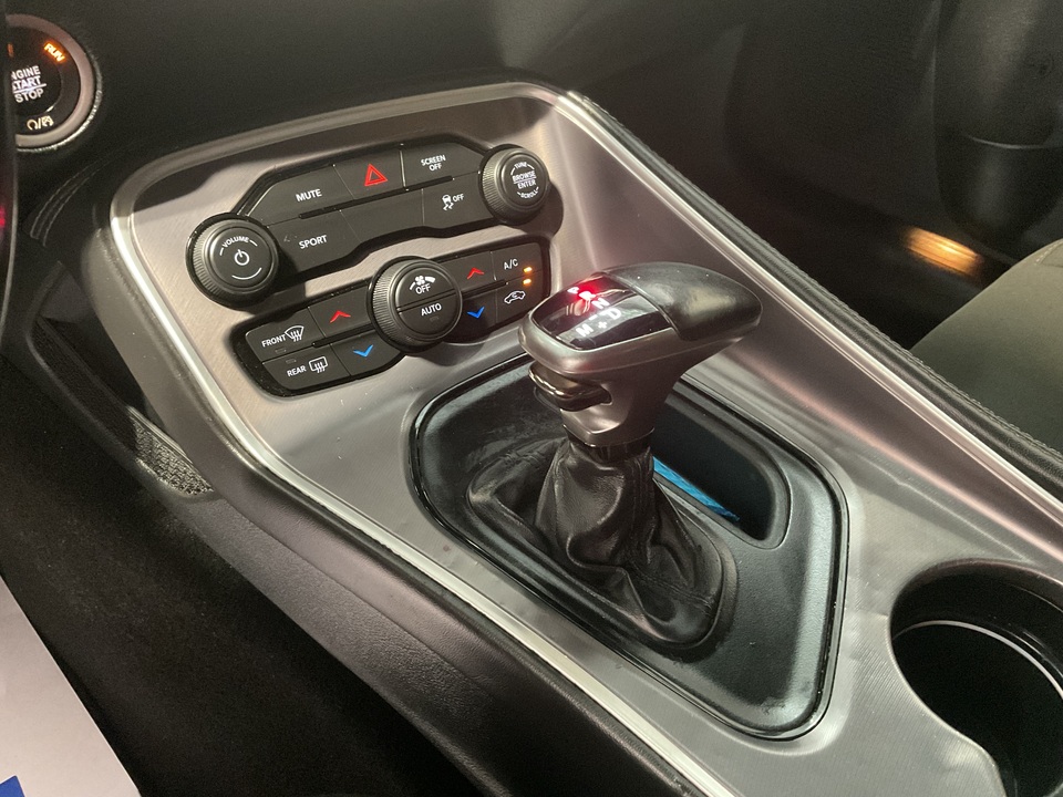 2019 Dodge Challenger SXT