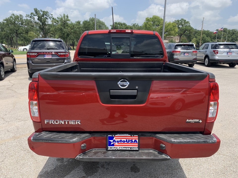 2015 Nissan Frontier S Crew Cab 5AT 2WD