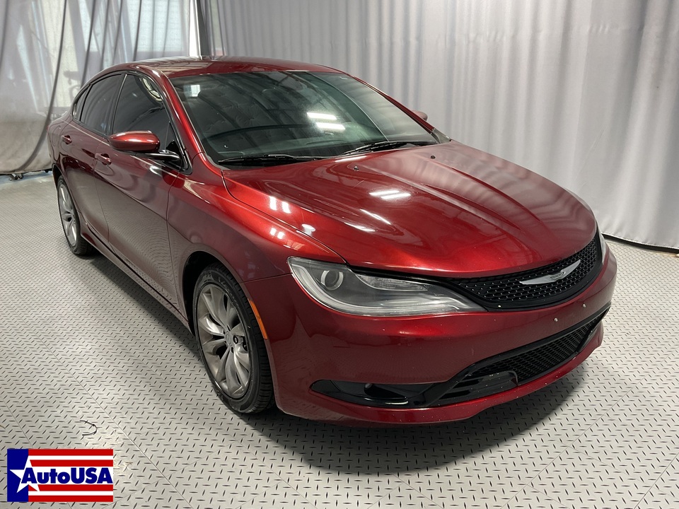 2015 Chrysler 200 S