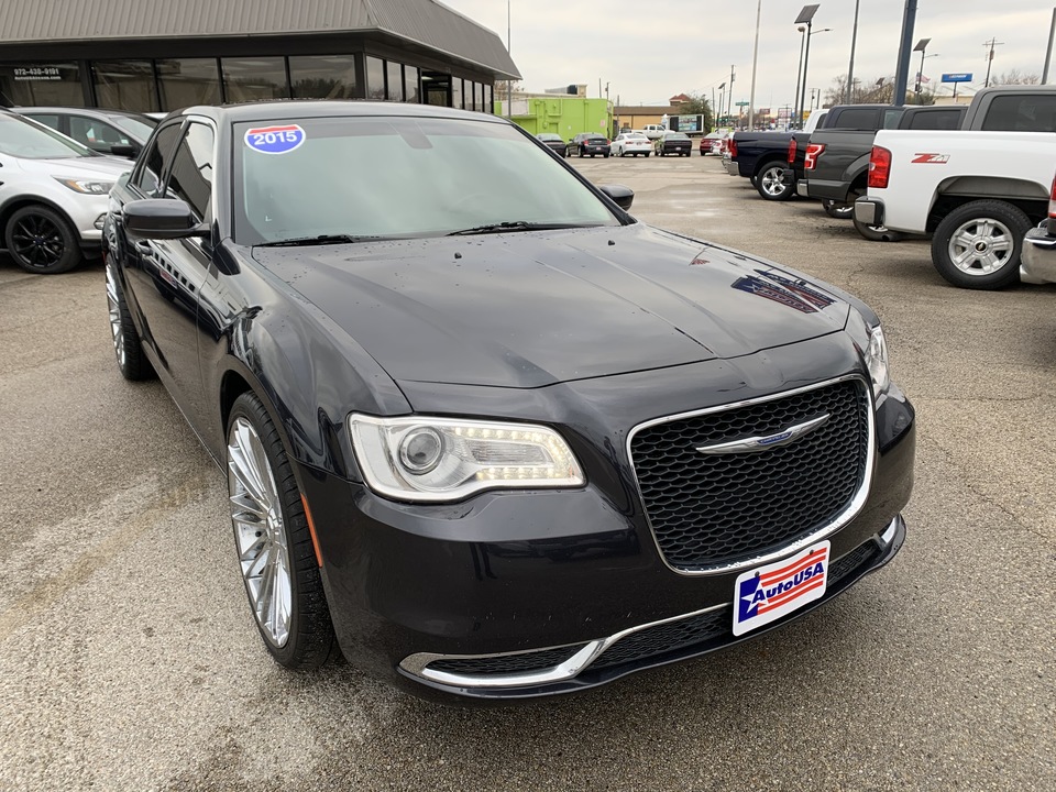 2015 Chrysler 300 Limited RWD