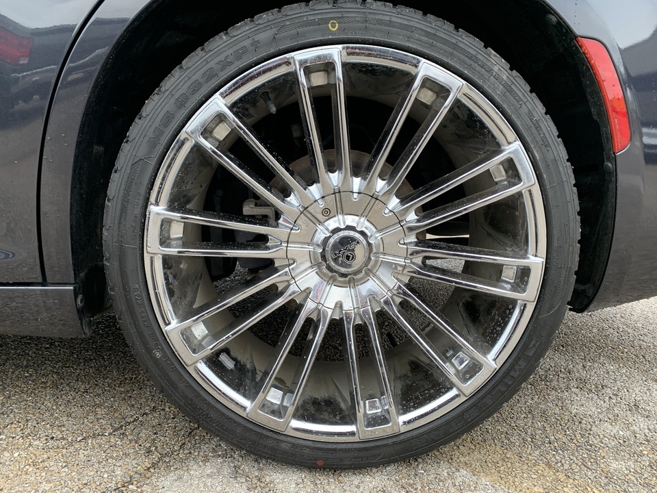 2015 Chrysler 300 Limited RWD