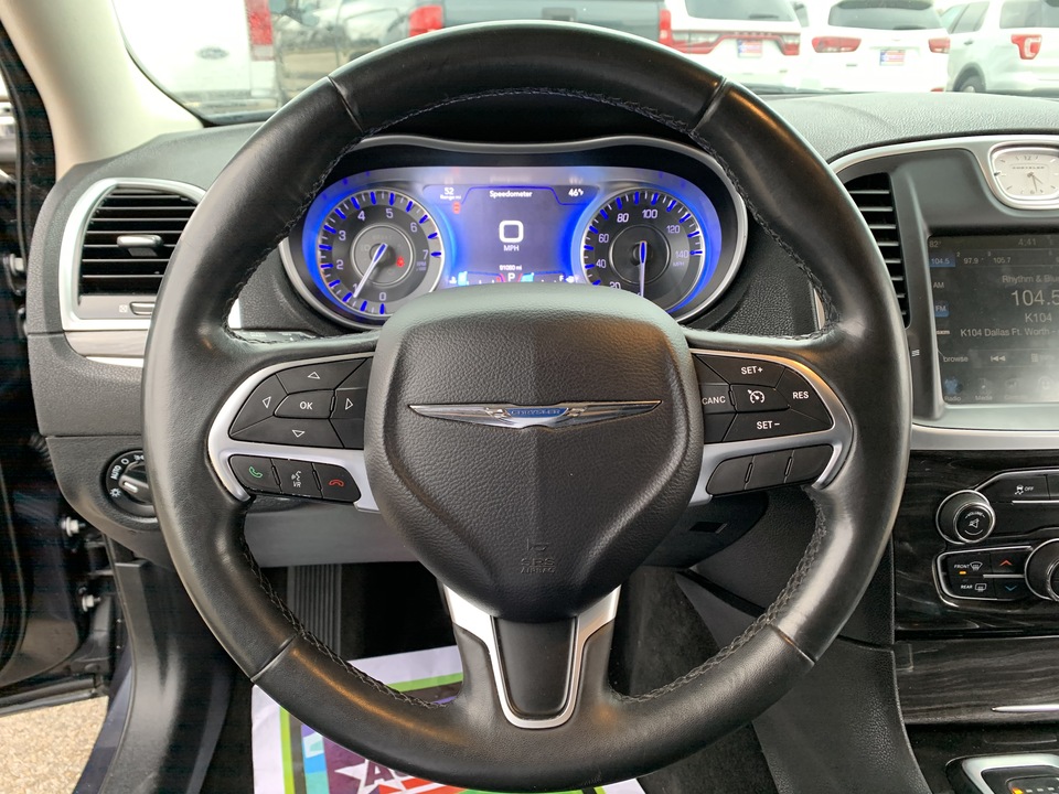 2015 Chrysler 300 Limited RWD