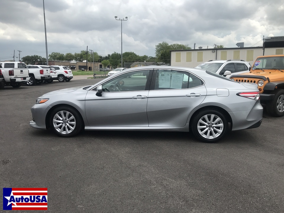 2019 Toyota Camry LE