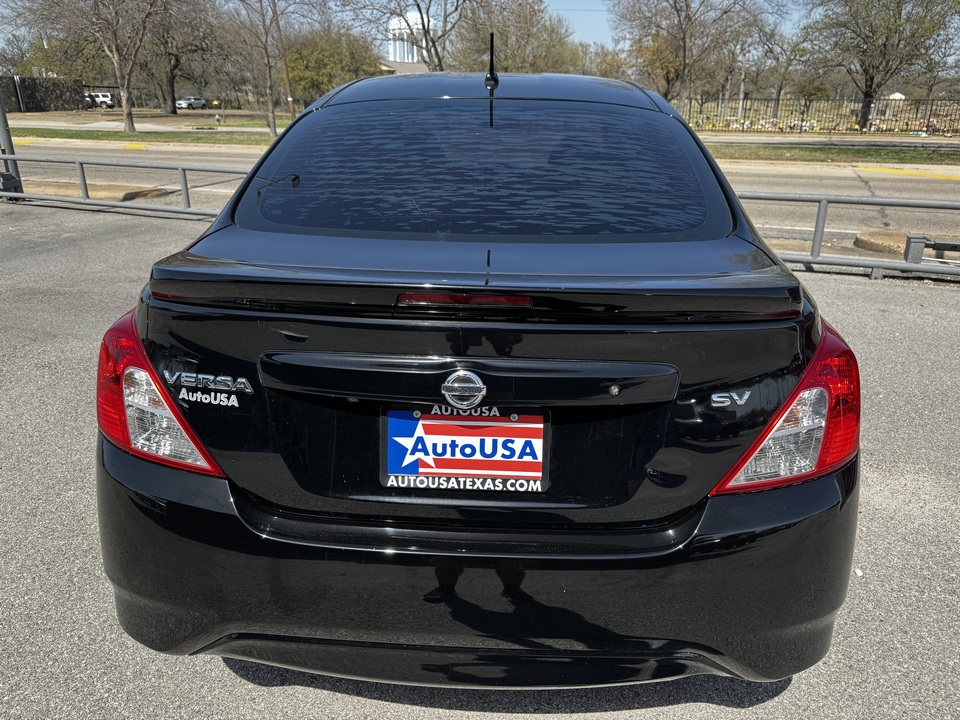 2019 Nissan Versa 1.6 SV Sedan