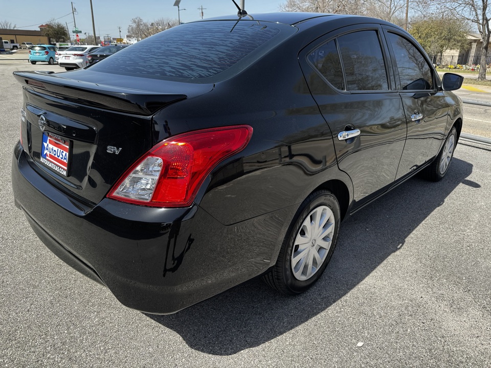 2019 Nissan Versa 1.6 SV Sedan