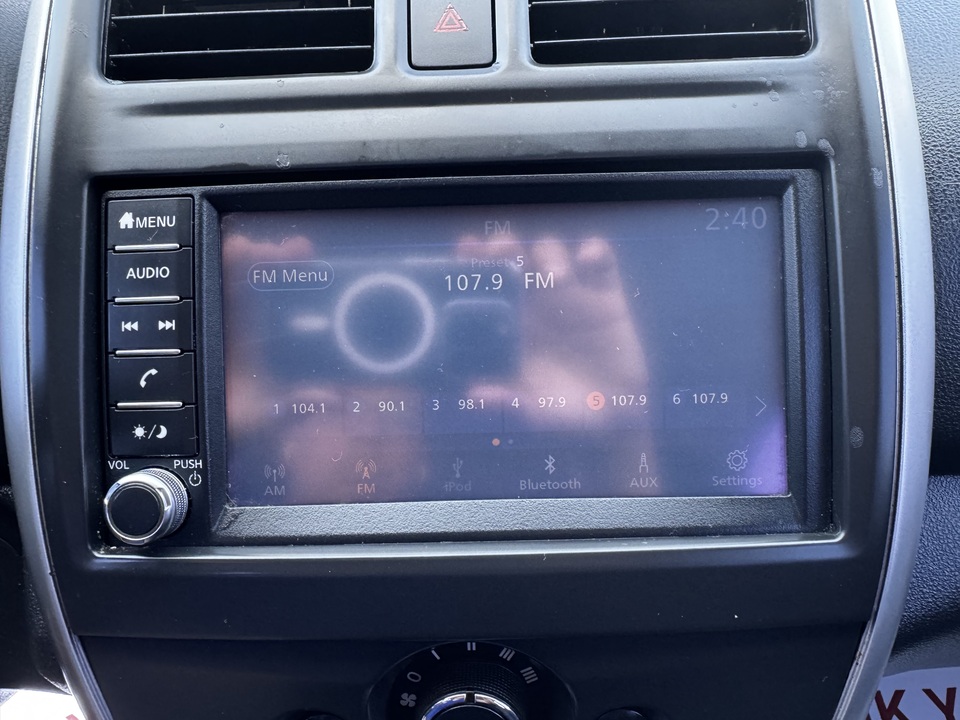 2019 Nissan Versa 1.6 SV Sedan