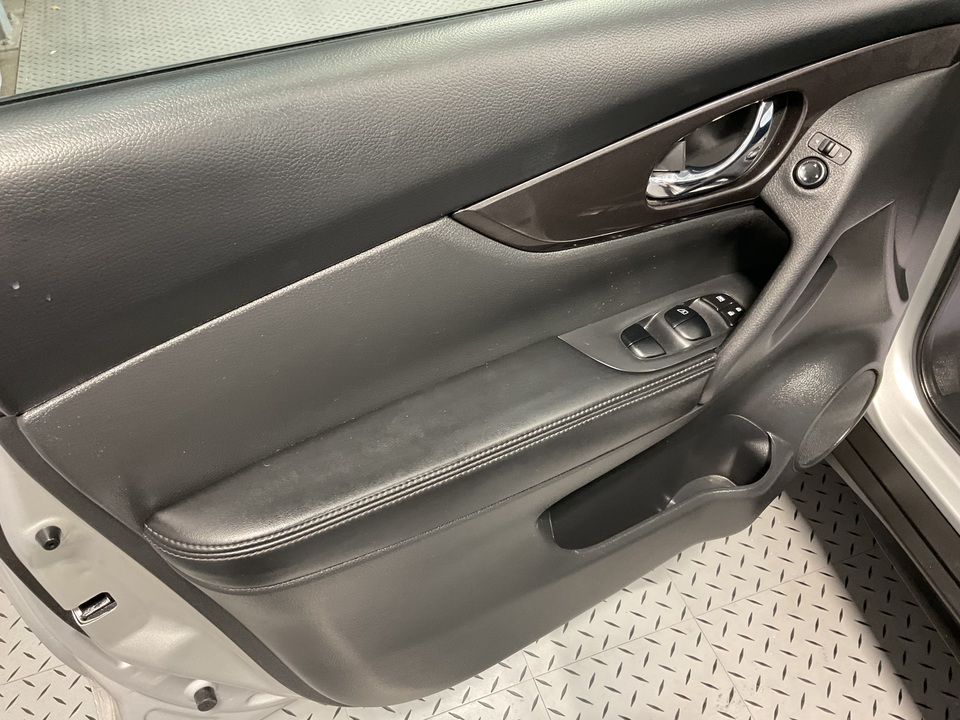 2019 Nissan Rogue S 2WD