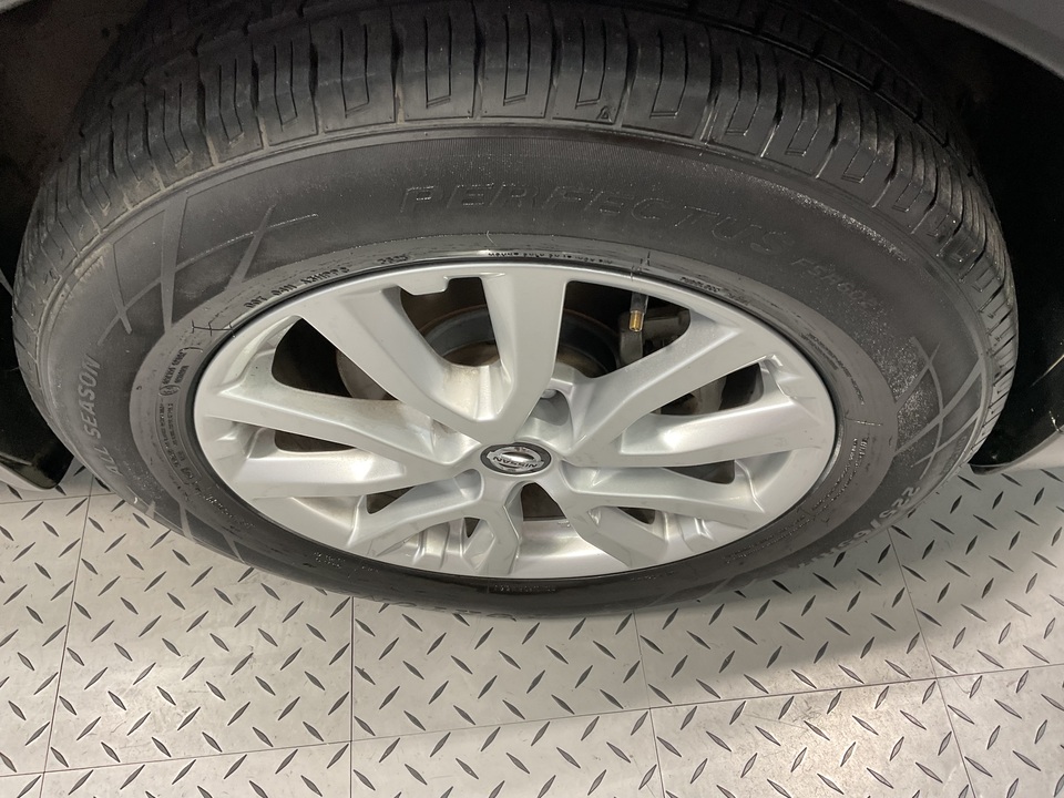 2019 Nissan Rogue S 2WD
